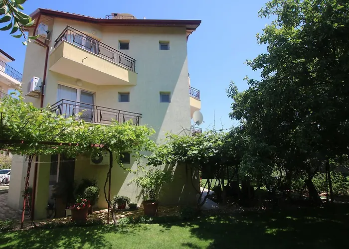 Pensión Kiwi Golden Sands