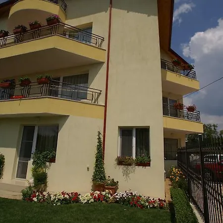 בית הארחה Kiwi